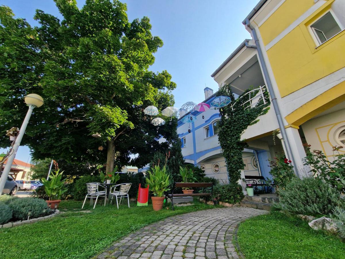 Rozina Apartman Mosonmagyaróvár Εξωτερικό φωτογραφία